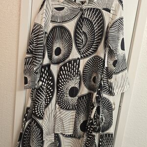 Black & White Patterned Women's Shirt Dress